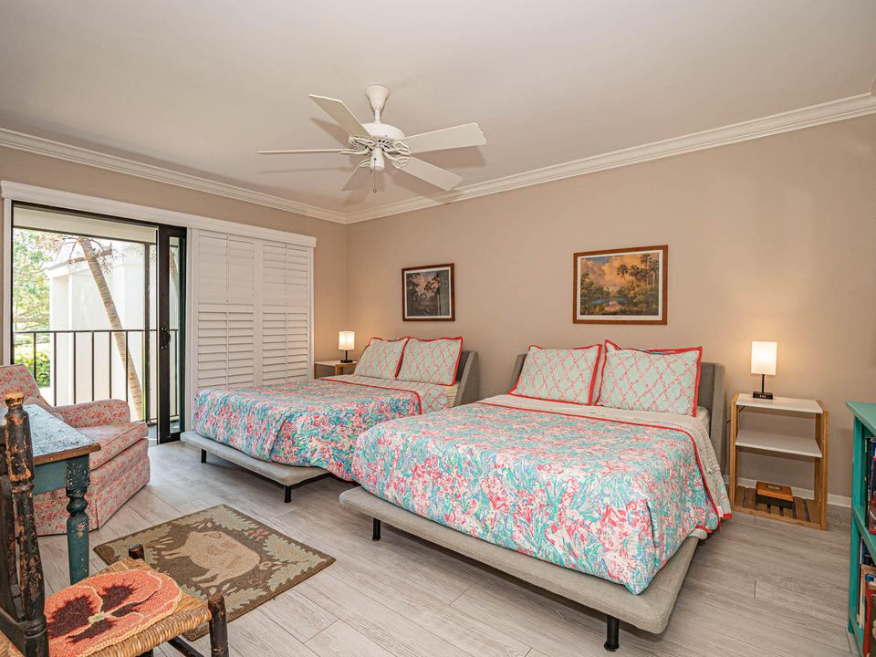 В аренду: $5,900 (2 спален, 2 ванн, 1200 Квадратных фут)