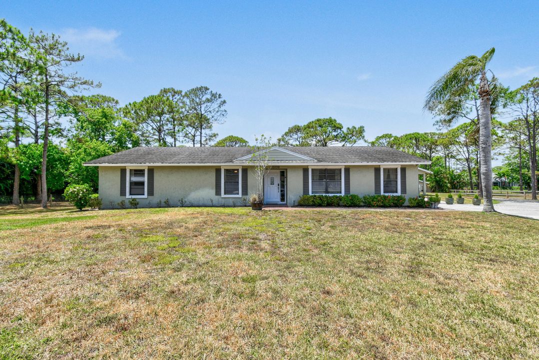 For Rent: $5,950 (4 beds, 2 baths, 2569 Square Feet)