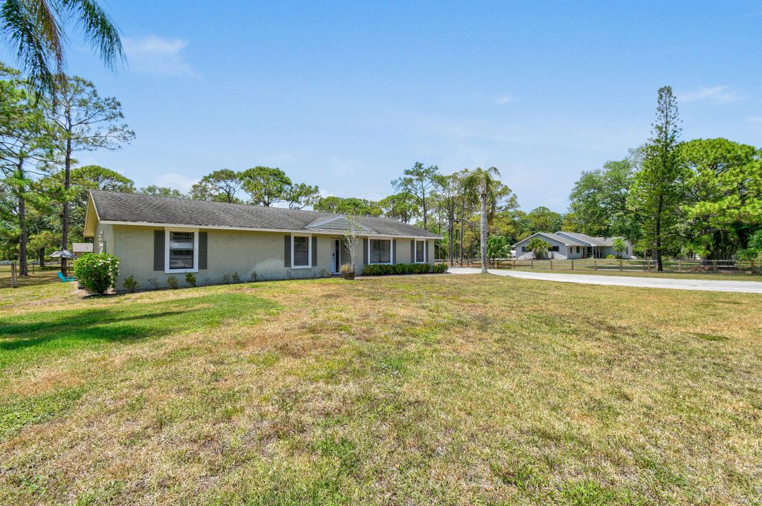 For Rent: $5,950 (4 beds, 2 baths, 2569 Square Feet)