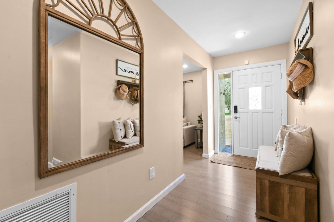 For Rent: $5,950 (4 beds, 2 baths, 2569 Square Feet)