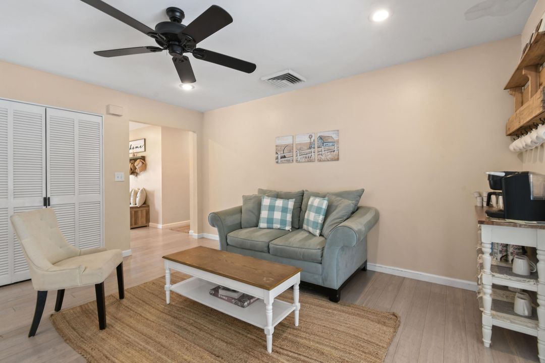 For Rent: $5,950 (4 beds, 2 baths, 2569 Square Feet)