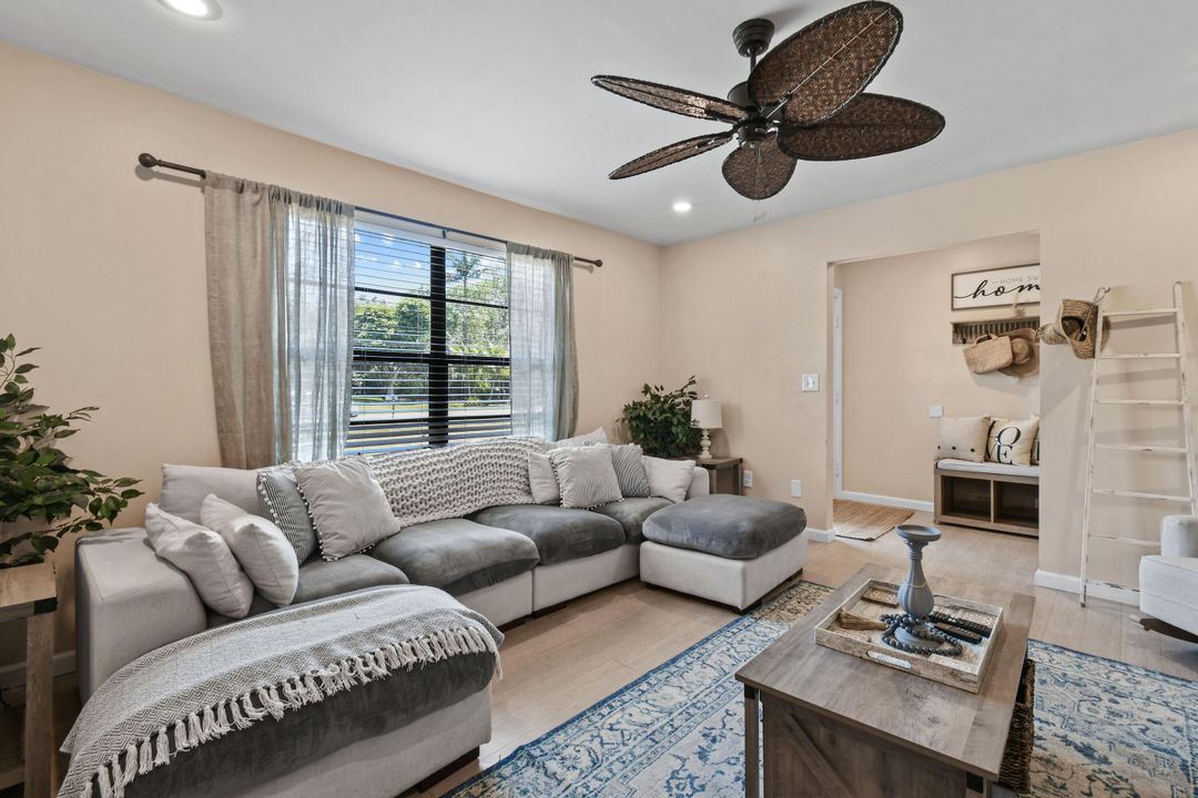 For Rent: $5,950 (4 beds, 2 baths, 2569 Square Feet)