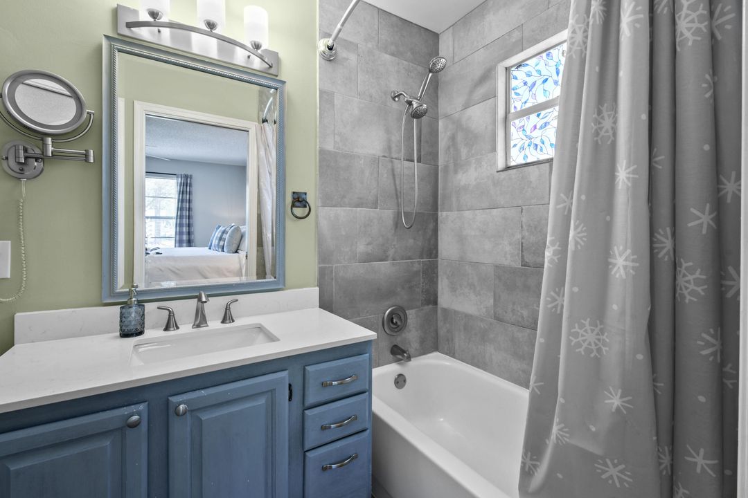 For Rent: $5,950 (4 beds, 2 baths, 2569 Square Feet)