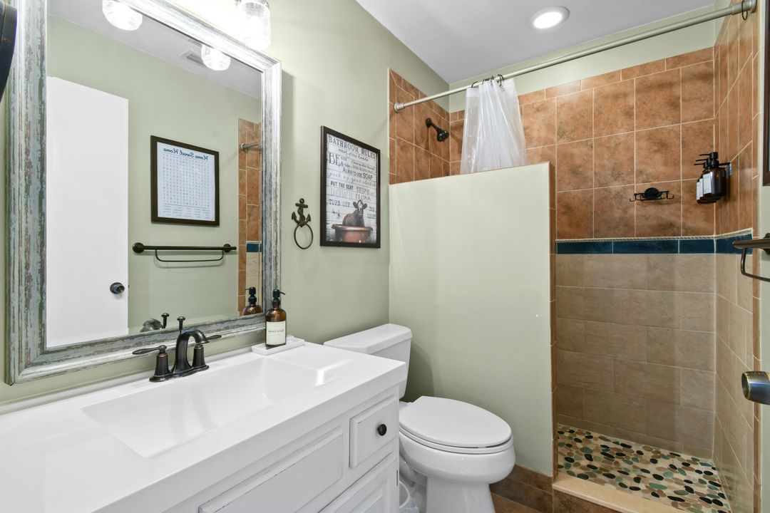 For Rent: $5,950 (4 beds, 2 baths, 2569 Square Feet)