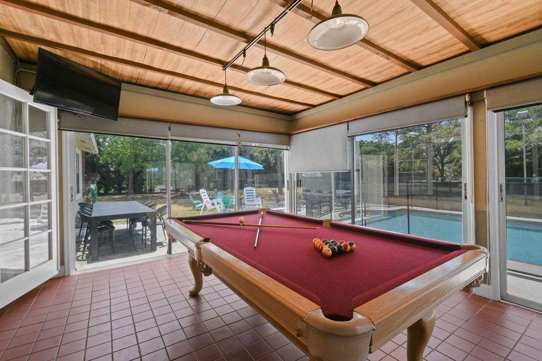 For Rent: $5,950 (4 beds, 2 baths, 2569 Square Feet)