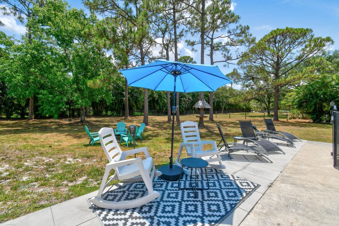 For Rent: $5,950 (4 beds, 2 baths, 2569 Square Feet)