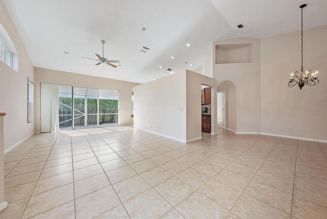 For Sale: $449,000 (4 beds, 4 baths, 2849 Square Feet)