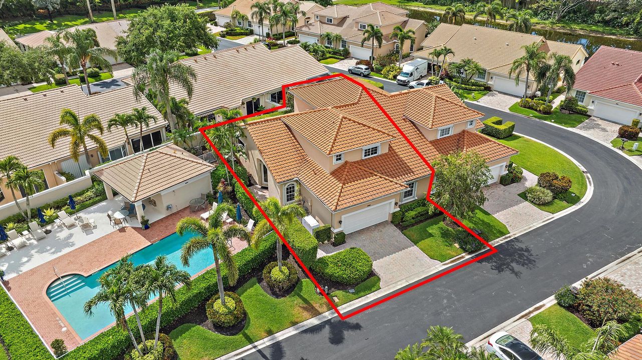 For Sale: $449,000 (4 beds, 4 baths, 2849 Square Feet)