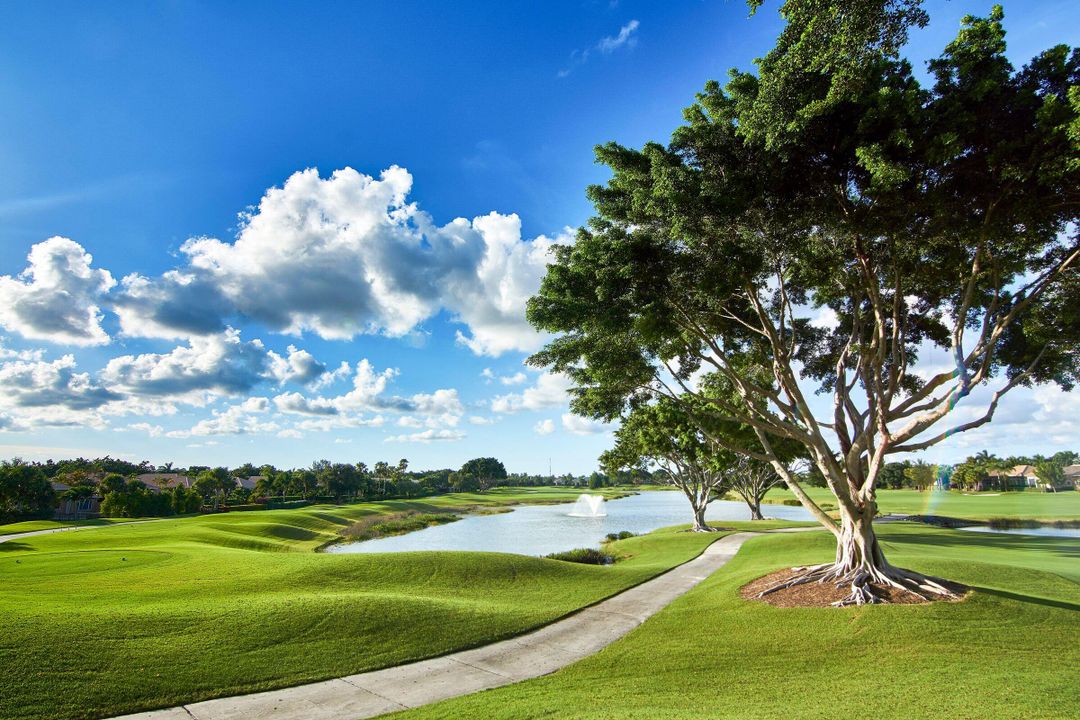 For Sale: $449,000 (4 beds, 4 baths, 2849 Square Feet)