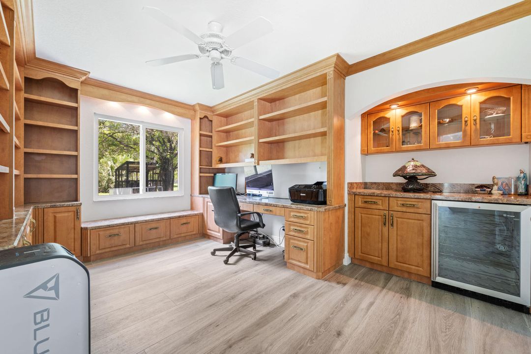 For Sale: $2,100,000 (4 beds, 2 baths, 3000 Square Feet)