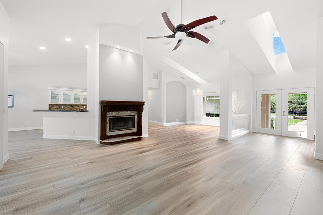 For Sale: $2,100,000 (4 beds, 2 baths, 3000 Square Feet)