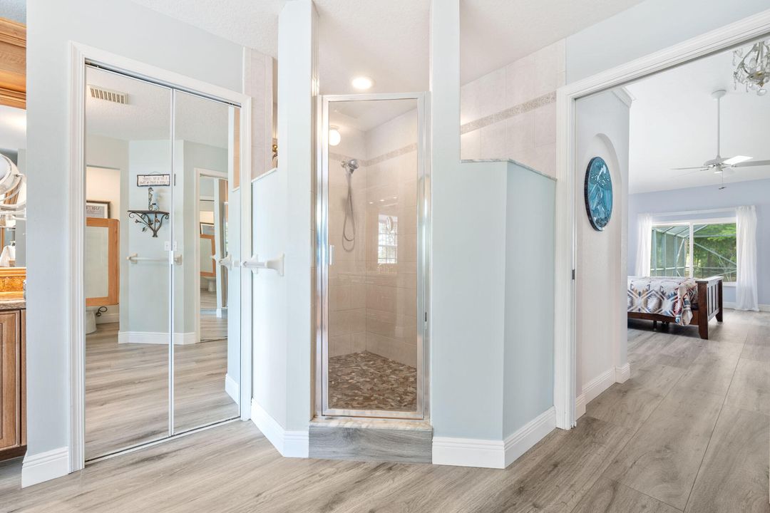 For Sale: $2,100,000 (4 beds, 2 baths, 3000 Square Feet)