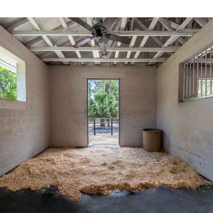 For Sale: $2,100,000 (4 beds, 2 baths, 3000 Square Feet)