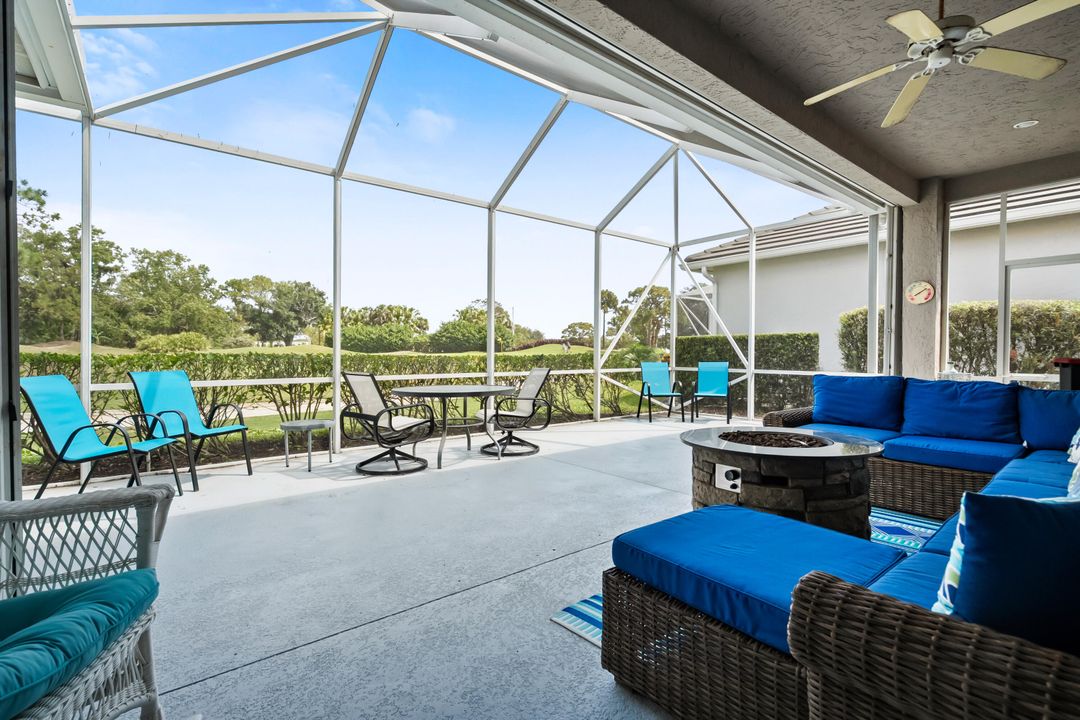 Под контрактом: $639,900 (3 спален, 2 ванн, 1812 Квадратных фут)