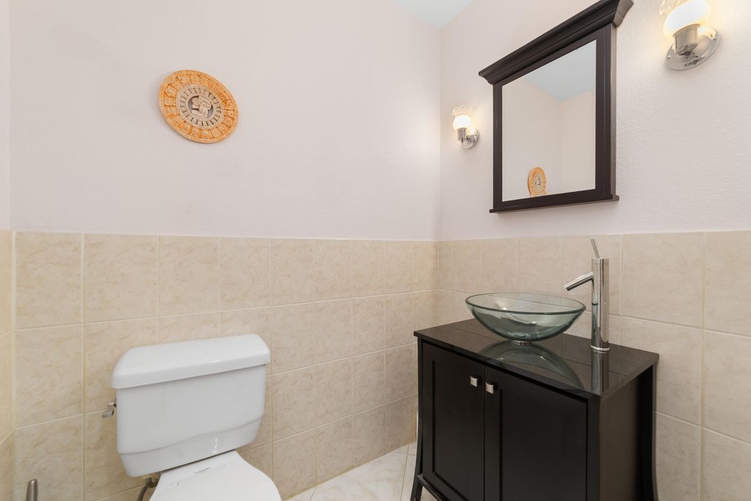 待售: $319,900 (2 贝兹, 1 浴室, 1080 平方英尺)