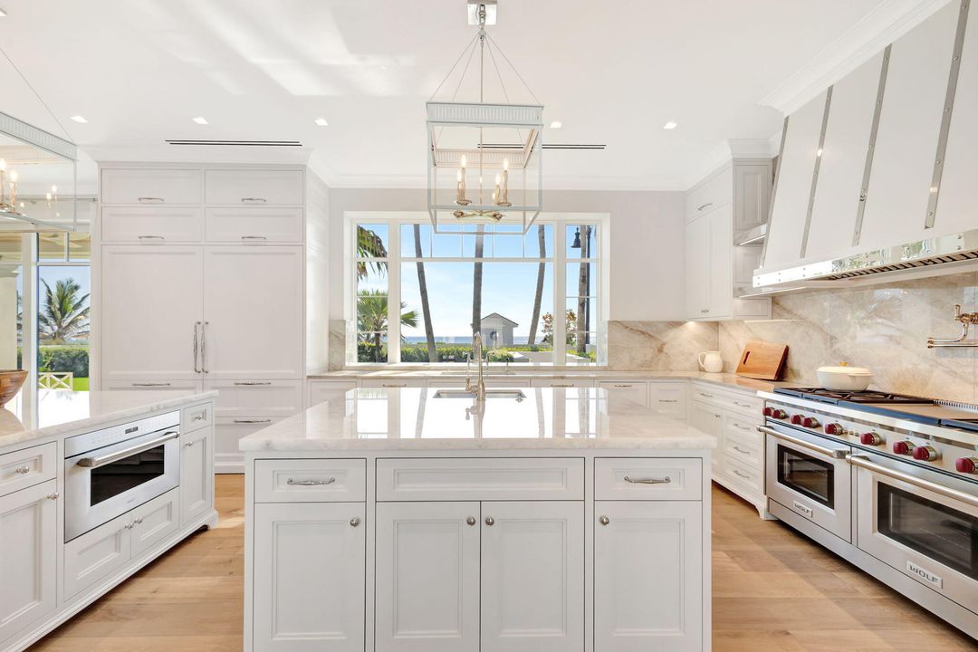 For Sale: $84,950,000 (8 beds, 12 baths, 14969 Square Feet)