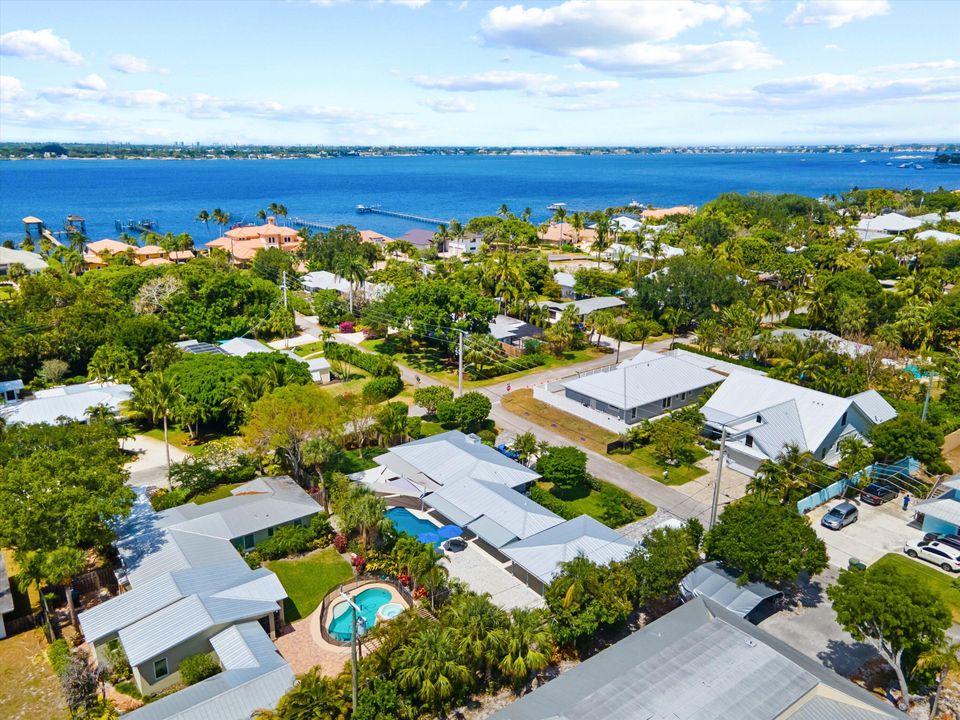 En Venta: $895,888 (3 camas, 2 baños, 1909 Pies cuadrados)