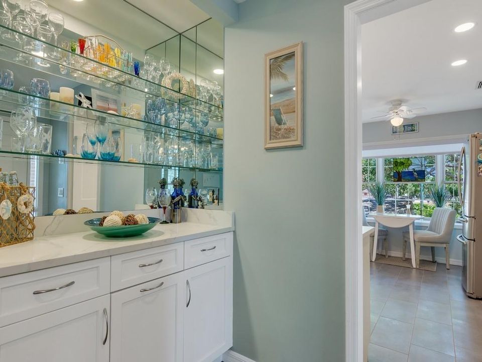 待售: $374,900 (2 贝兹, 2 浴室, 1640 平方英尺)