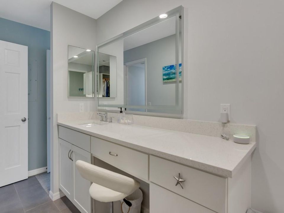 待售: $374,900 (2 贝兹, 2 浴室, 1640 平方英尺)