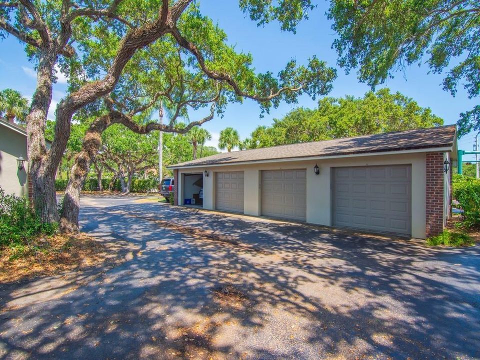 待售: $374,900 (2 贝兹, 2 浴室, 1640 平方英尺)