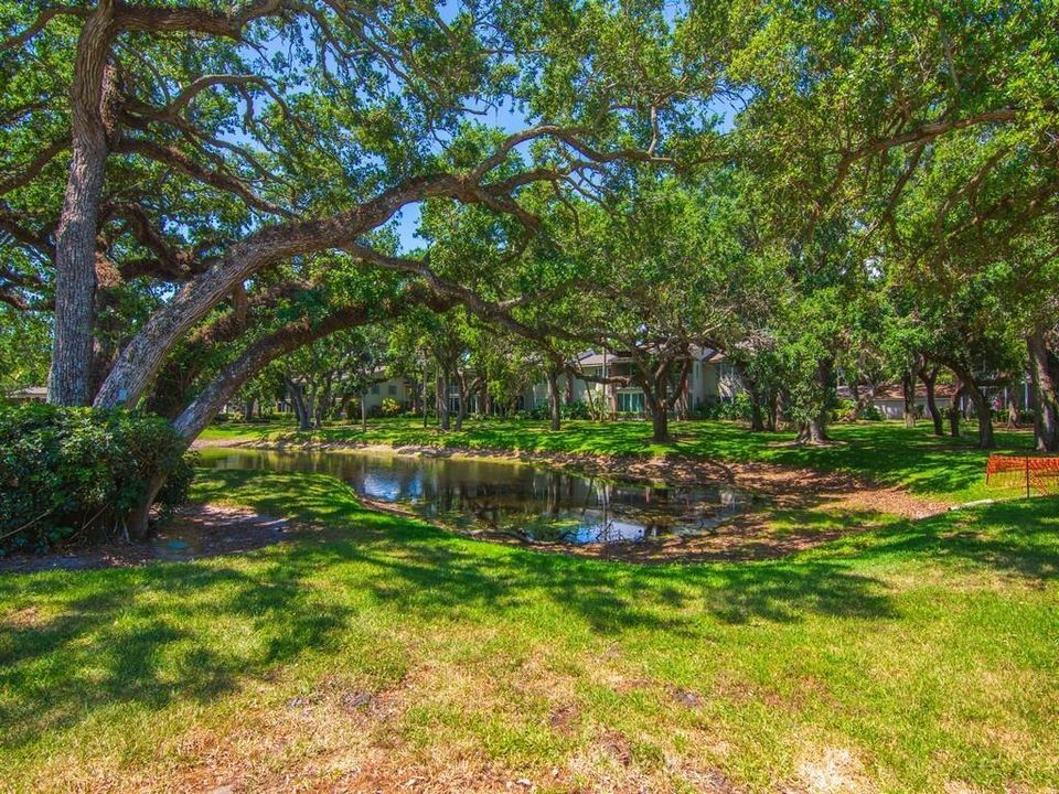 待售: $374,900 (2 贝兹, 2 浴室, 1640 平方英尺)