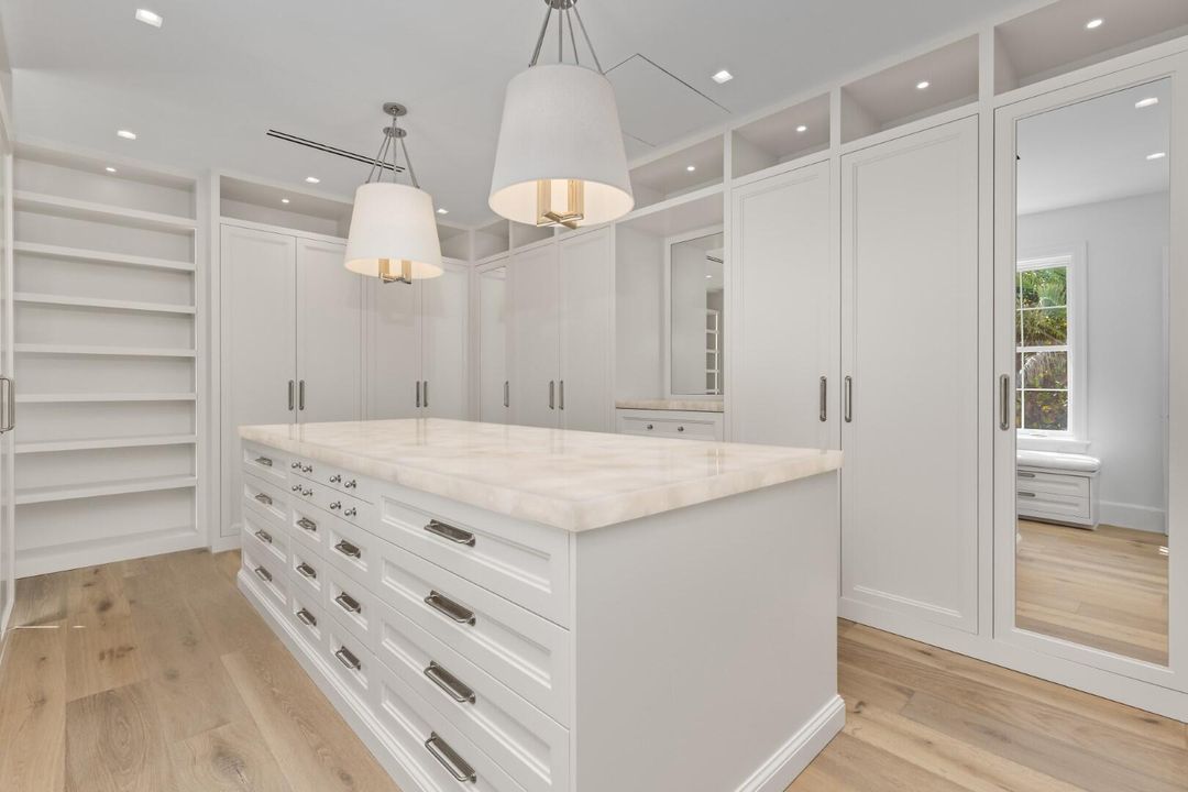 For Sale: $84,950,000 (8 beds, 12 baths, 14969 Square Feet)