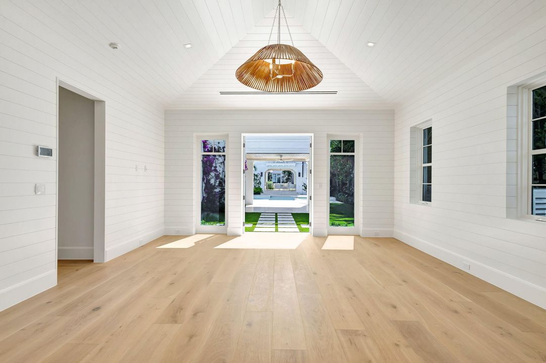 For Sale: $84,950,000 (8 beds, 12 baths, 14969 Square Feet)