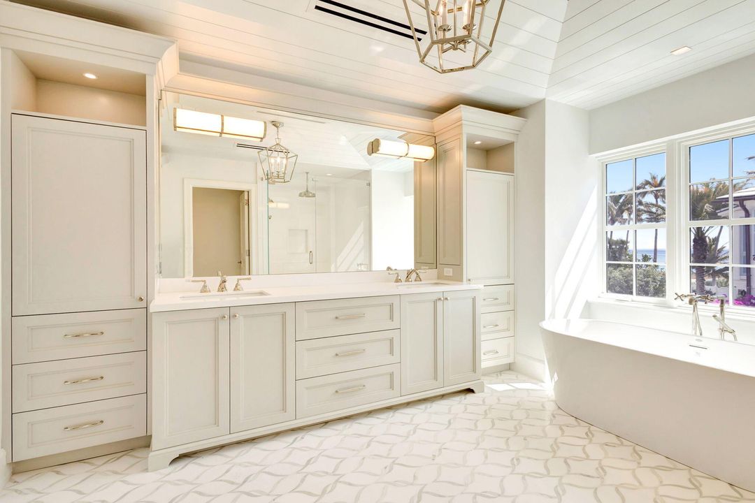 For Sale: $84,950,000 (8 beds, 12 baths, 14969 Square Feet)