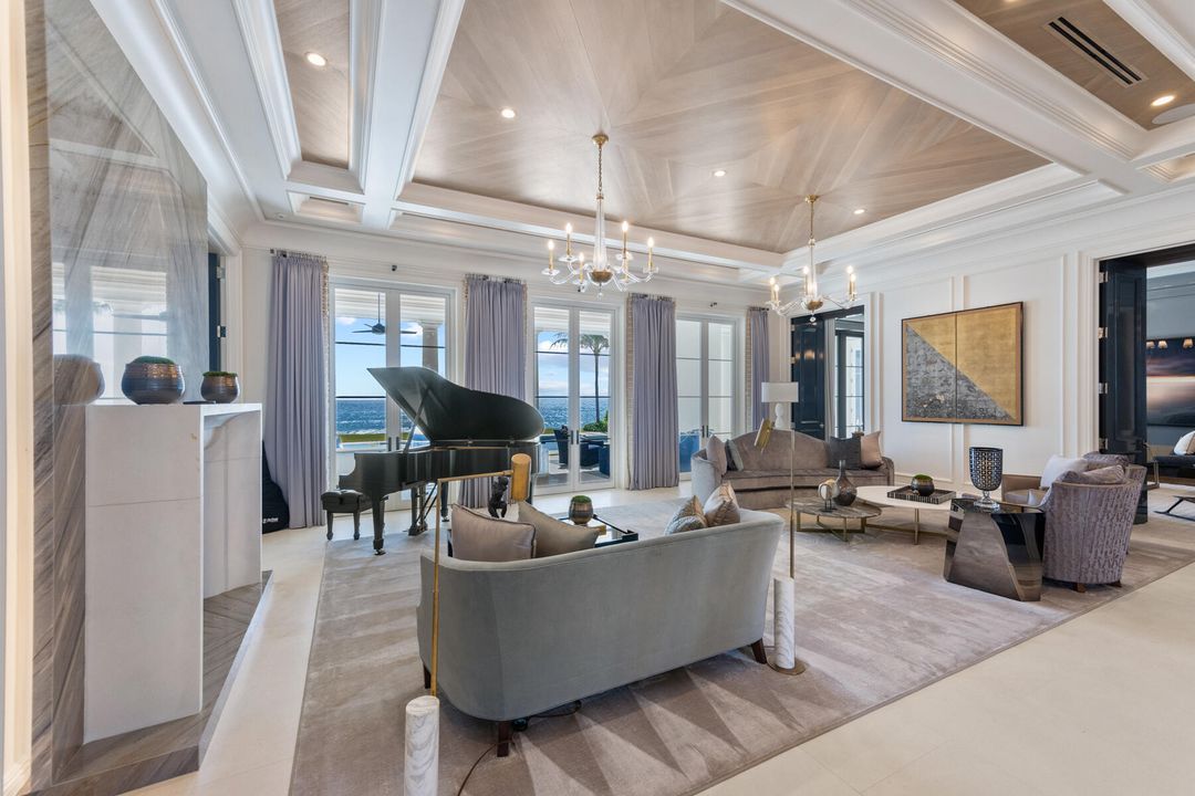 В аренду: $400,000 (11 спален, 13 ванн, 15381 Квадратных фут)