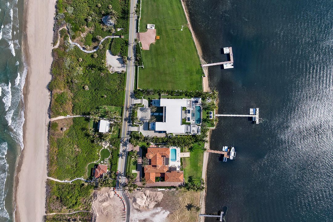 合同活跃: $84,888,000 (6 贝兹, 9 浴室, 16582 平方英尺)