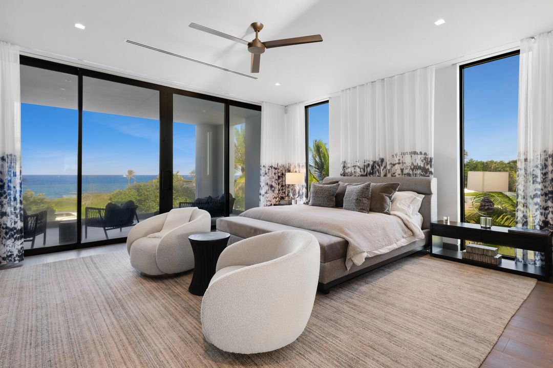 合同活跃: $84,888,000 (6 贝兹, 9 浴室, 16582 平方英尺)