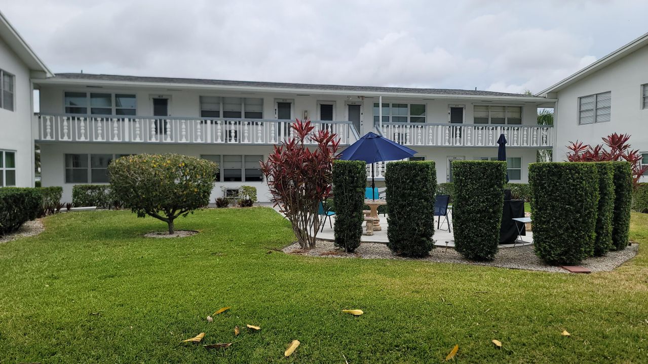 待售: $79,900 (1 贝兹, 1 浴室, 702 平方英尺)