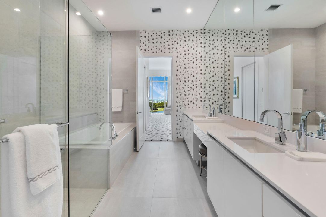 For Sale: $8,995,000 (3 beds, 4 baths, 3891 Square Feet)