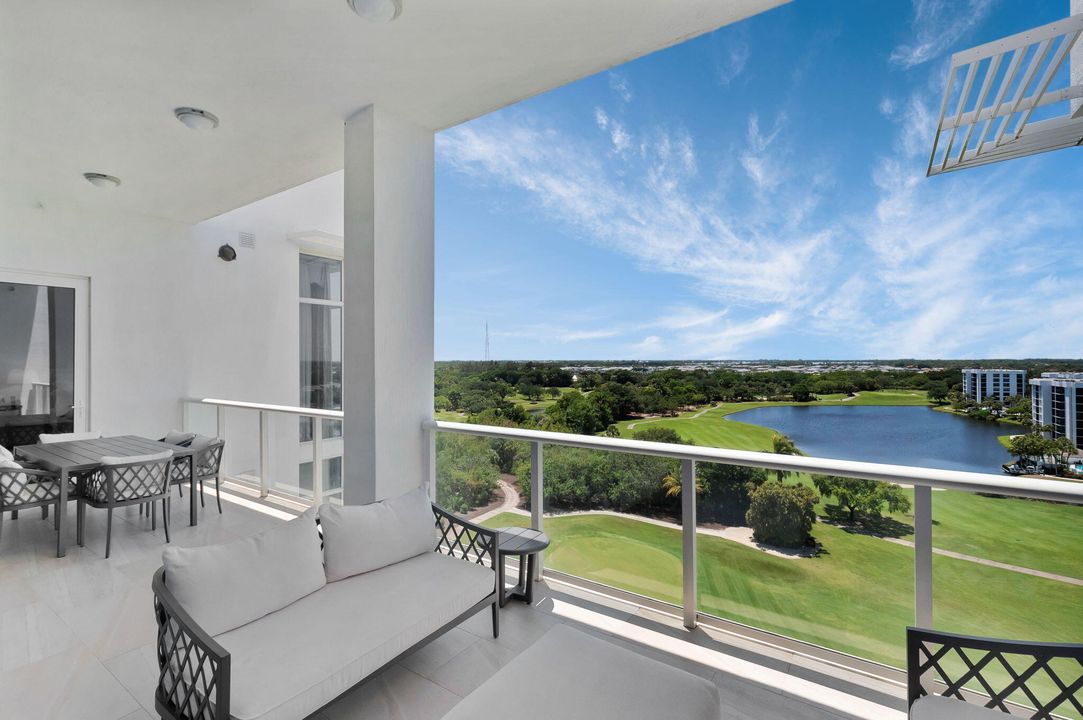 For Sale: $8,995,000 (3 beds, 4 baths, 3891 Square Feet)