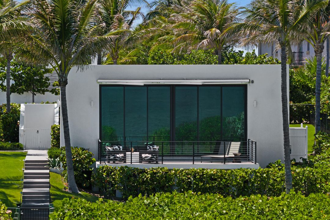 合同活跃: $84,888,000 (6 贝兹, 9 浴室, 16582 平方英尺)