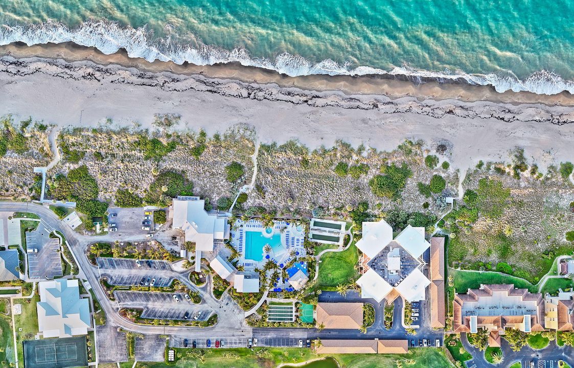 For Sale: $650,000 (2 beds, 2 baths, 1297 Square Feet)