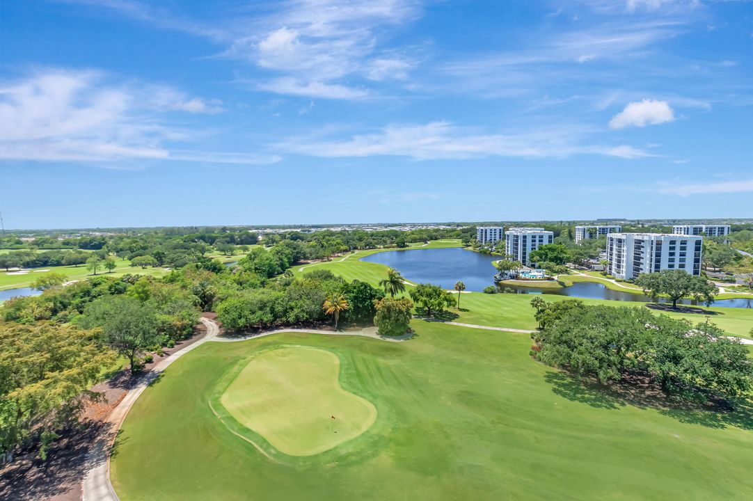 For Sale: $8,995,000 (3 beds, 4 baths, 3891 Square Feet)