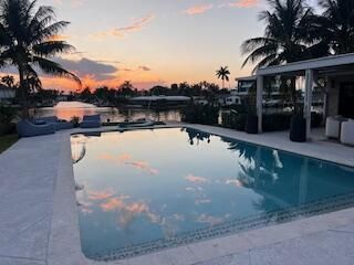 For Sale: $4,995,000 (5 beds, 5 baths, 3355 Square Feet)