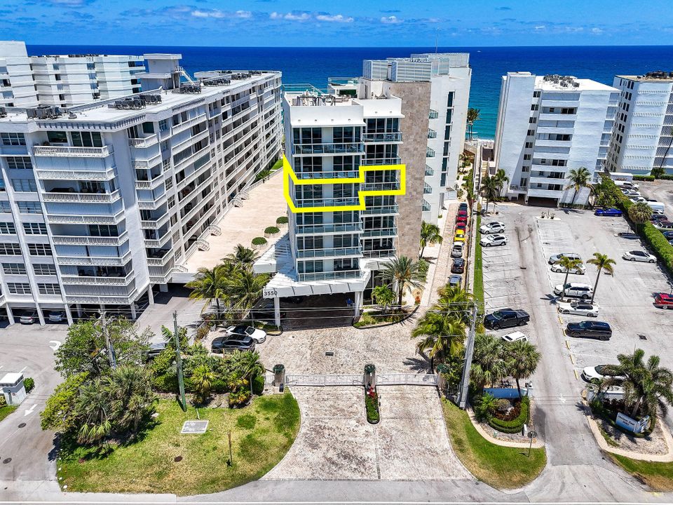 出租: $17,500 (3 贝兹, 3 浴室, 2762 平方英尺)