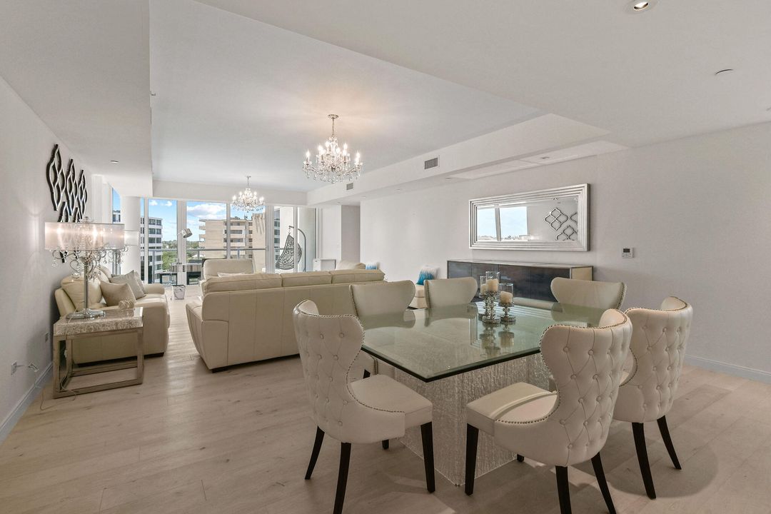 出租: $17,500 (3 贝兹, 3 浴室, 2762 平方英尺)