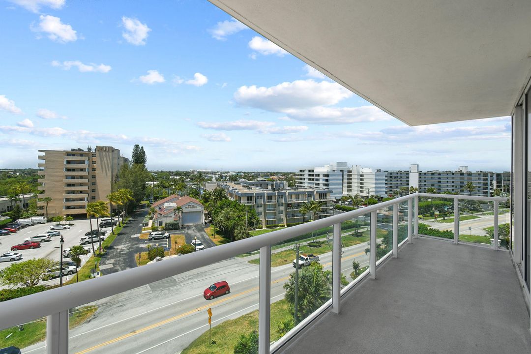 出租: $17,500 (3 贝兹, 3 浴室, 2762 平方英尺)