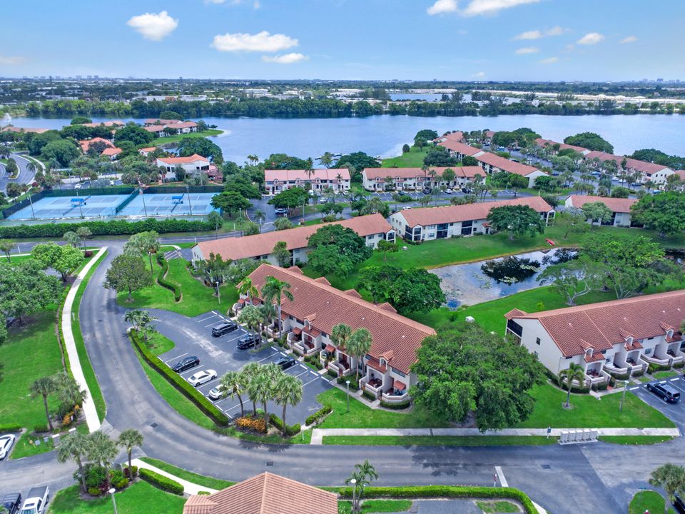 Active With Contract: $340,000 (4 beds, 2 baths, 1250 Square Feet)