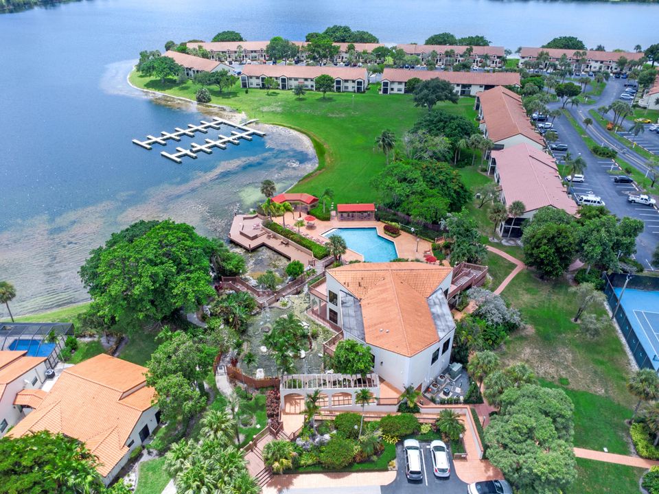 Active With Contract: $340,000 (4 beds, 2 baths, 1250 Square Feet)