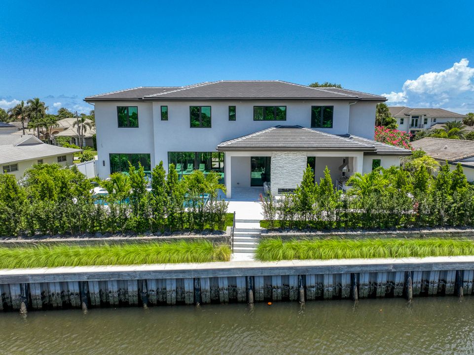 На продажу: $6,195,000 (5 спален, 6 ванн, 4920 Квадратных фут)