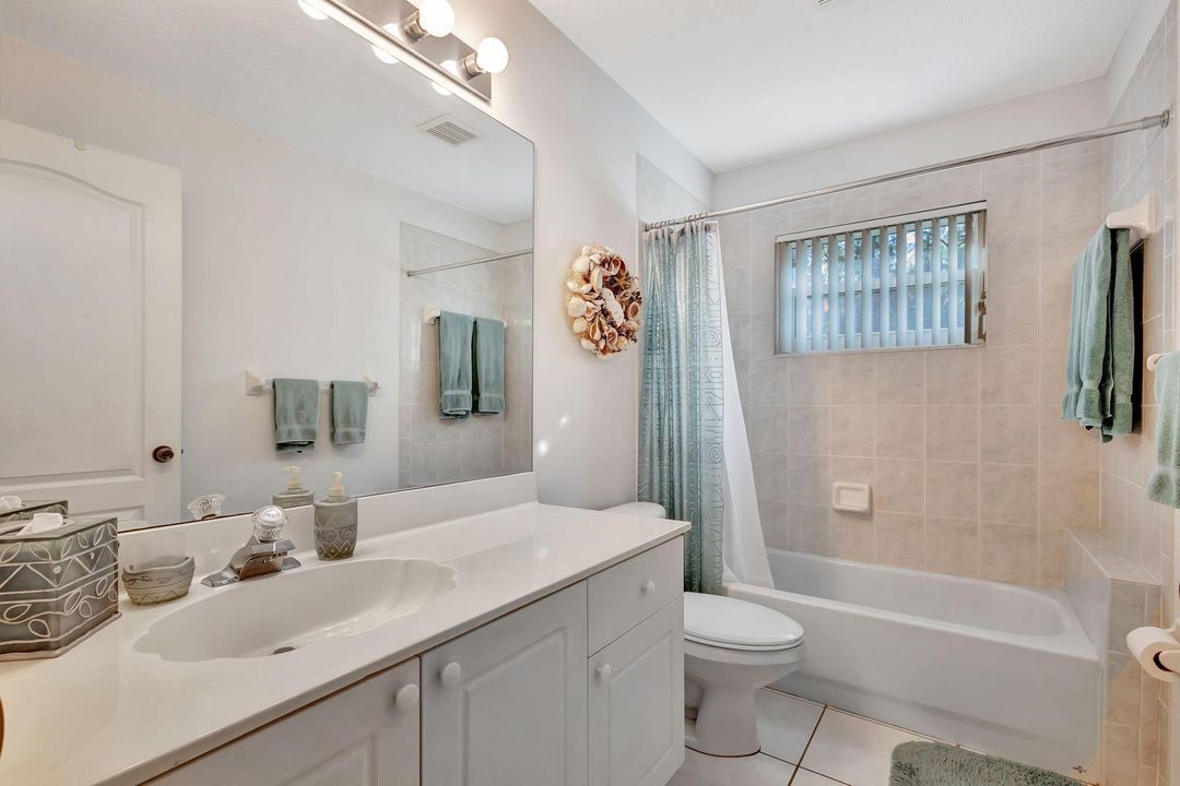 Activo con contrato: $610,000 (3 camas, 2 baños, 1914 Pies cuadrados)