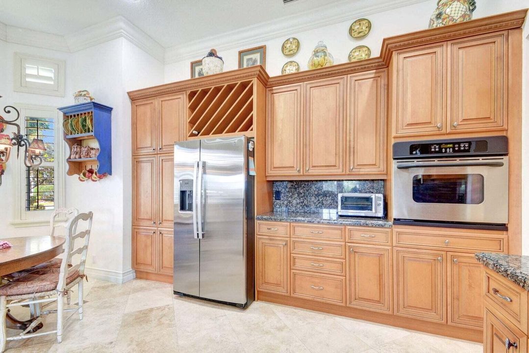 В аренду: $4,000 (3 спален, 2 ванн, 1978 Квадратных фут)