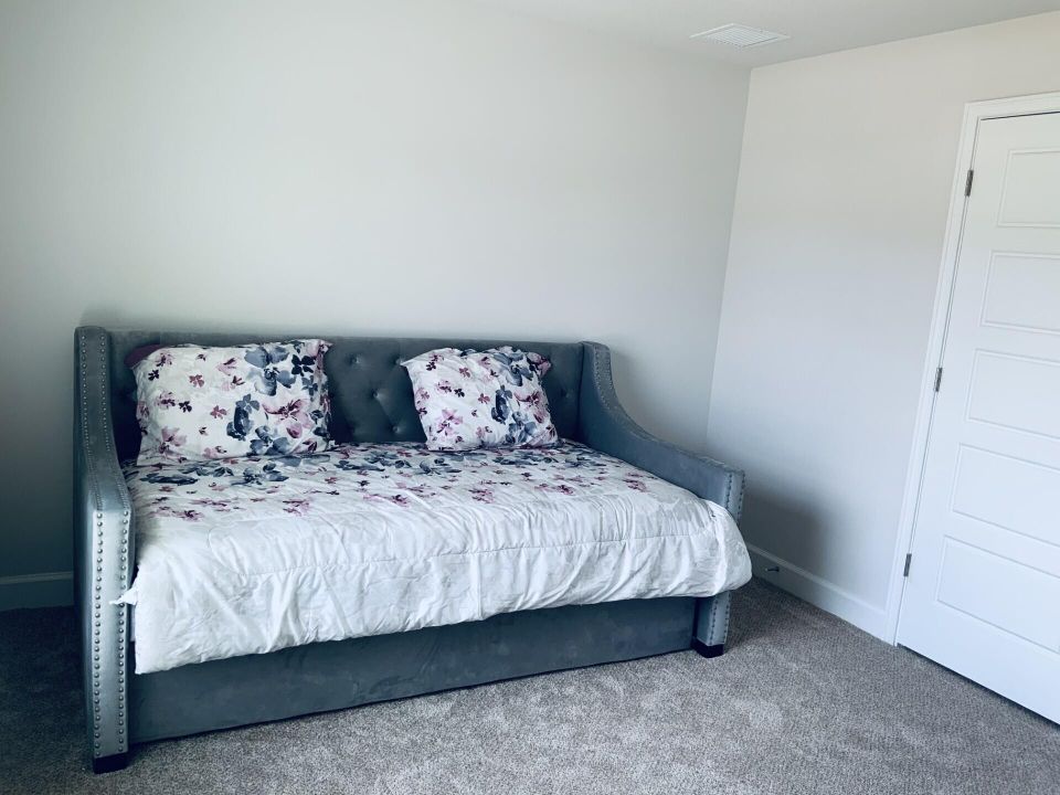 В аренду: $2,350 (4 спален, 2 ванн, 1755 Квадратных фут)