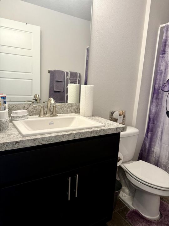 В аренду: $2,350 (4 спален, 2 ванн, 1755 Квадратных фут)