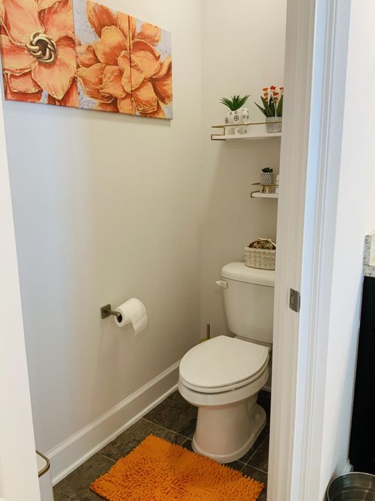 В аренду: $2,350 (4 спален, 2 ванн, 1755 Квадратных фут)