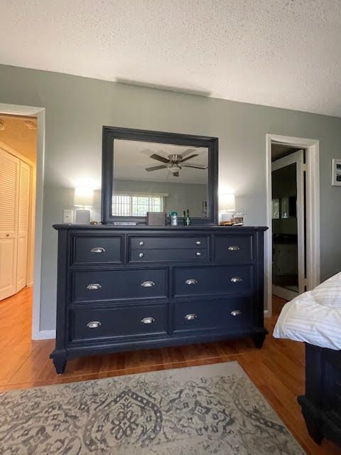 Active With Contract: $89,000 (1 beds, 1 baths, 700 Square Feet)